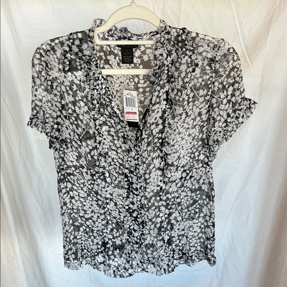 😻5for$15😻Grace Silk Floral Button-Front Blouse NWT 6 or 8